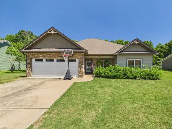 54 Winter Hawk Drive, Fort Mitchell, AL 36856