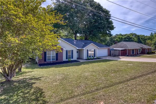 334 Lee Road 553, Phenix City, AL 36867