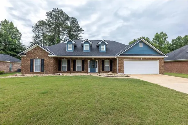 164 Meadowlark Drive, Smiths Station, AL 36877