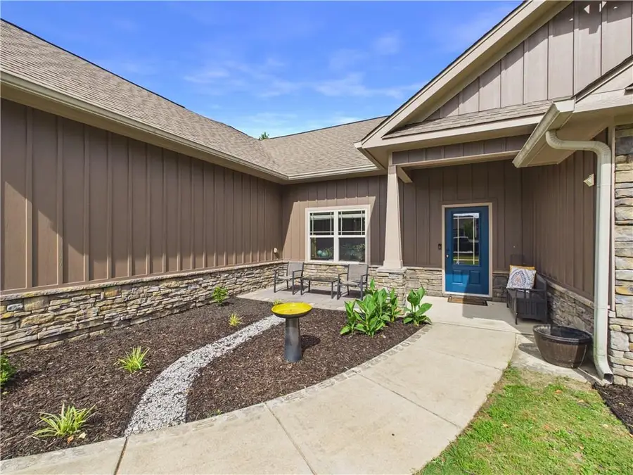 38 Winter Hawk Drive, Fort Mitchell, AL 36856 - #3