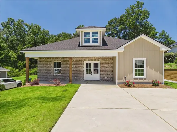 68 Mill Creek Drive, Smiths Station, AL 36877
