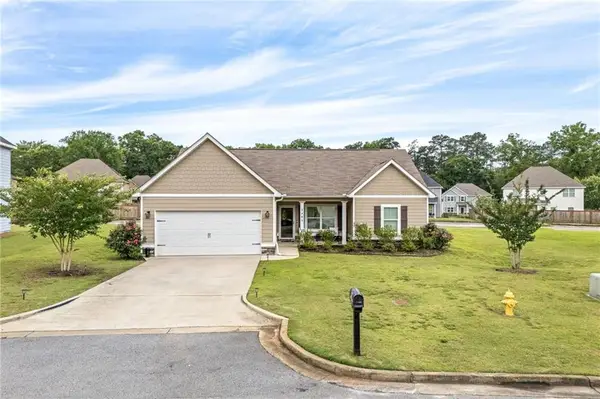 2401 Meadow Lane, Valley, AL 36854
