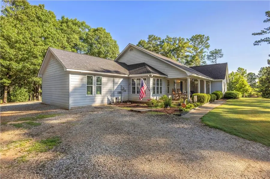 62 Mccarthy Road, Opelika, AL 36804 - #3