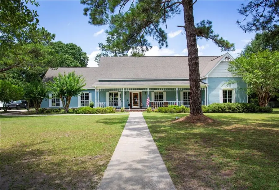 118 Sunrise Drive, Eufaula, AL 36027 - #2
