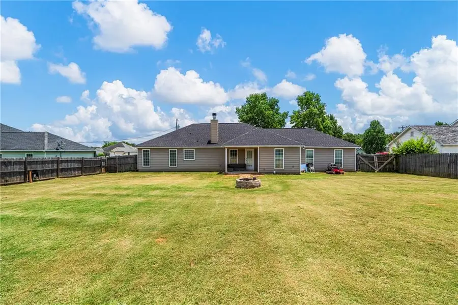 43 Honeysuckle Way, Fort Mitchell, AL 36856 - #3