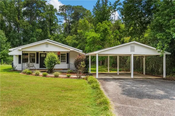 8424 Mullin Road, Smiths Station, AL 36877