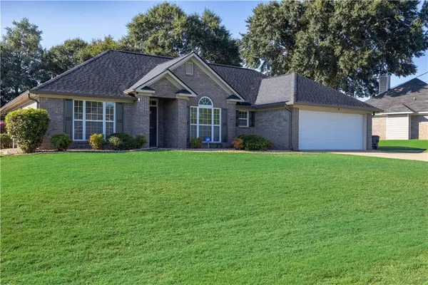 48 Ridgebrook Drive, Phenix City, AL 36869