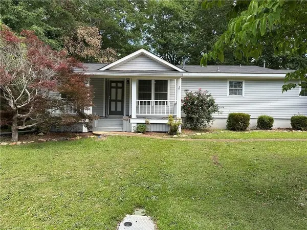 711 Herndon Street, Opelika, AL 36801