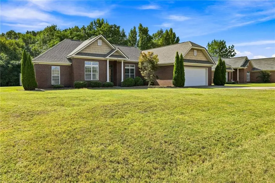 31 Ridgebrook Drive, Phenix City, AL 36869 - #2