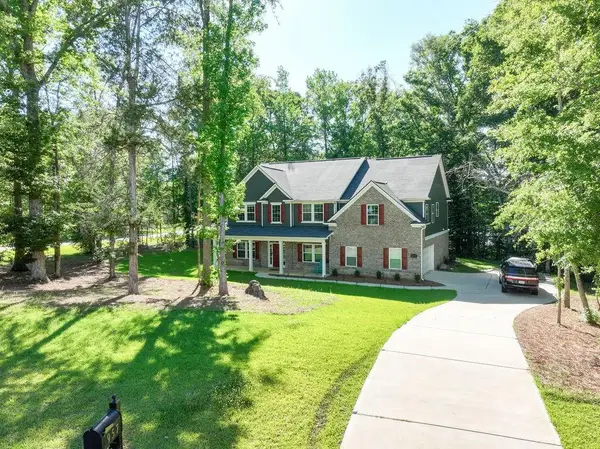 957 Ski Spray Point, Opelika, AL 36804