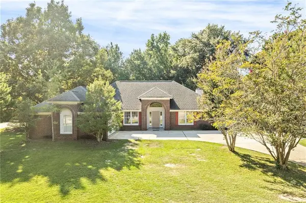 1095 E University Drive, Auburn, AL 36830