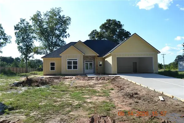 368 Owens Road, Fort Mitchell, AL 36856
