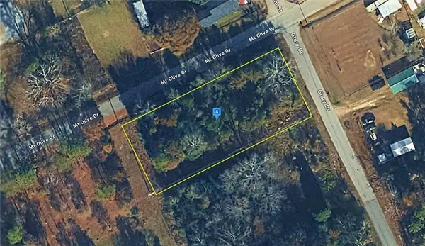 15 Mt Olive Road, Fort Mitchell, AL 36856