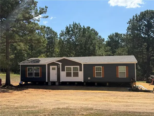 22 Old Sandfort Rd, Phenix City, AL 36869
