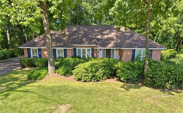 102 Lee Road 985, Phenix City, AL 36870
