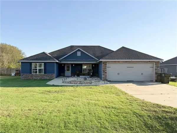 13 Silver Eagle Court, Fort Mitchell, AL 36856