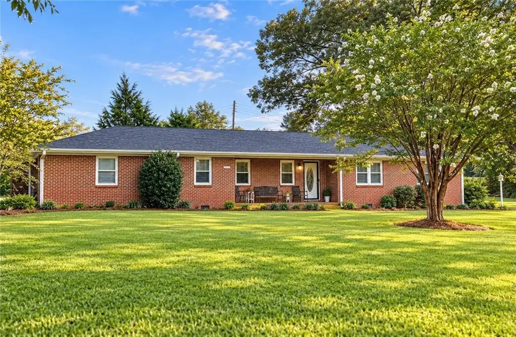 2601 64th Boulevard, Valley, AL 36854 - #1