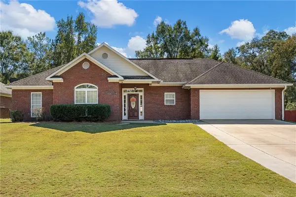 140 Meadowlark Drive, Smiths Station, AL 36877