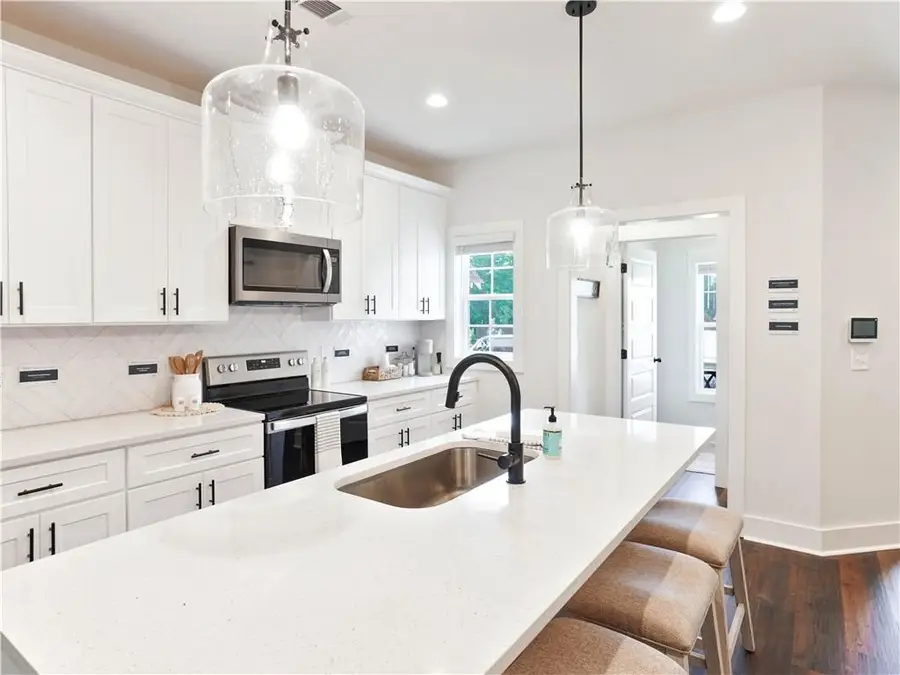 16 Crossing Court E, Valley, AL 36854 - Image #3