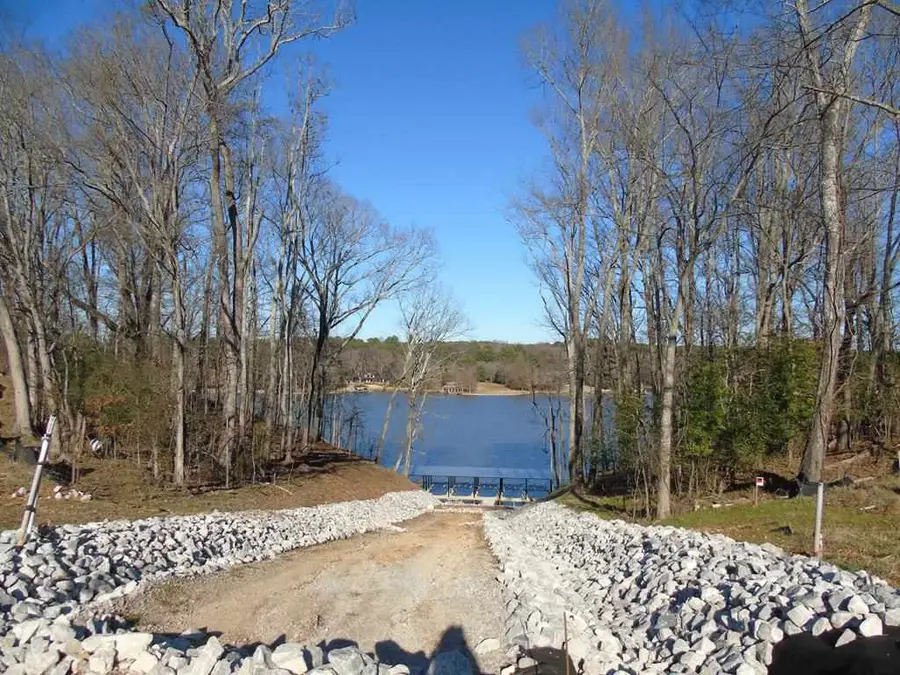 2058 Skypark Rd, Florence, AL 35634 - Image #2