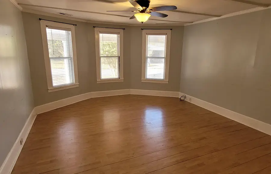 204 Schwann Ave, Cullman, AL 35055 - #3