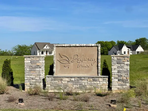 401 Cottontail Tr, Killen, AL 35645