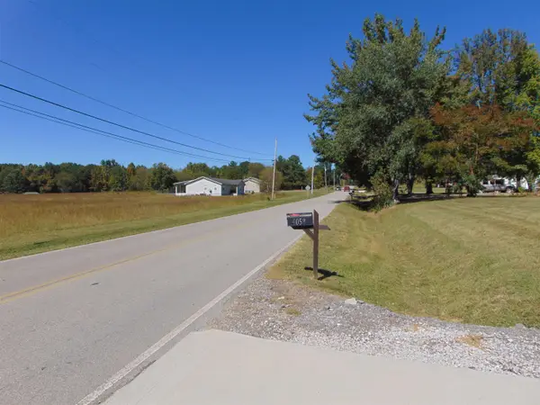 5221-B E Hwy 72, Killen, AL 35645