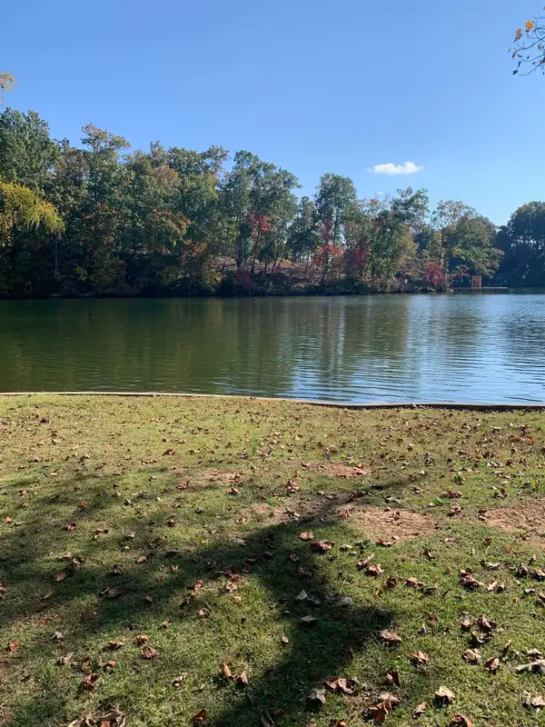 538 Heron Cove Rd, Killen, AL 35645