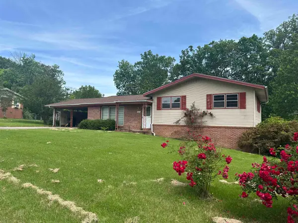 1427 Timberlane Dr, Cullman, AL 35055