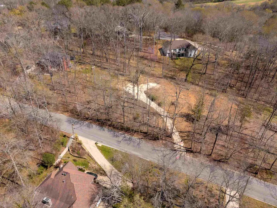 260 Creekside Dr, Florence, AL 35630 - Image #3