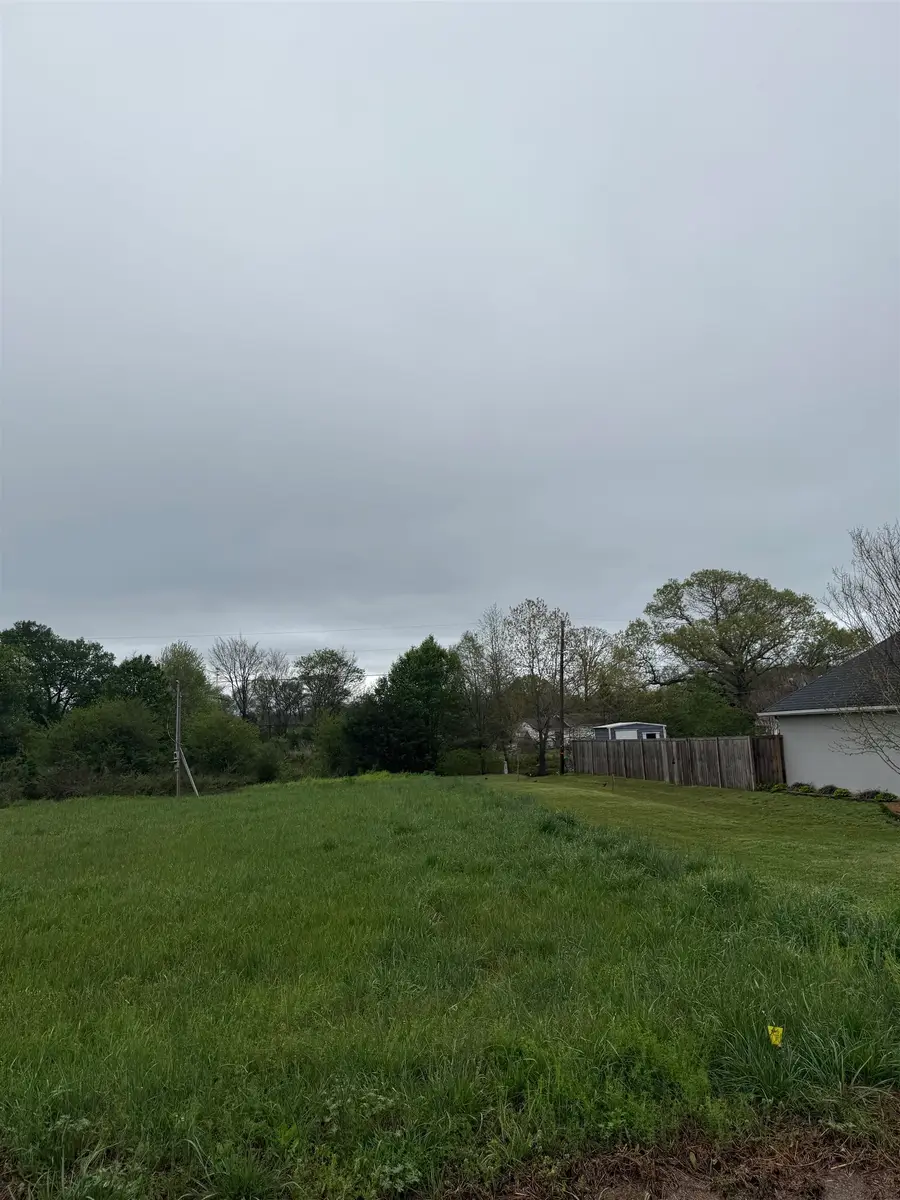 111 Oakview Cir, Killen, AL 35645 - Image #3