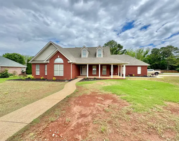 3003 Tanner St, Muscle Shoals, AL 35661