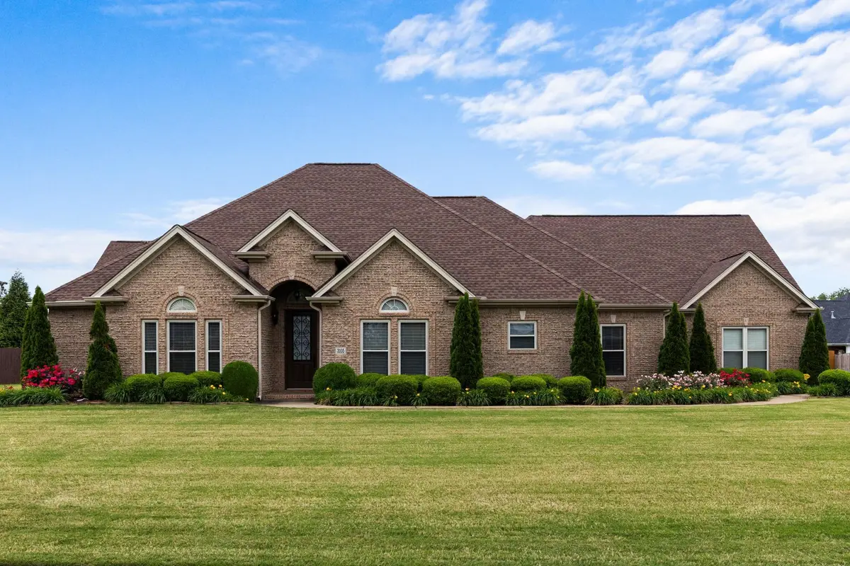 3105 W Mcguire Dr, Muscle Shoals, AL 35661 - #1