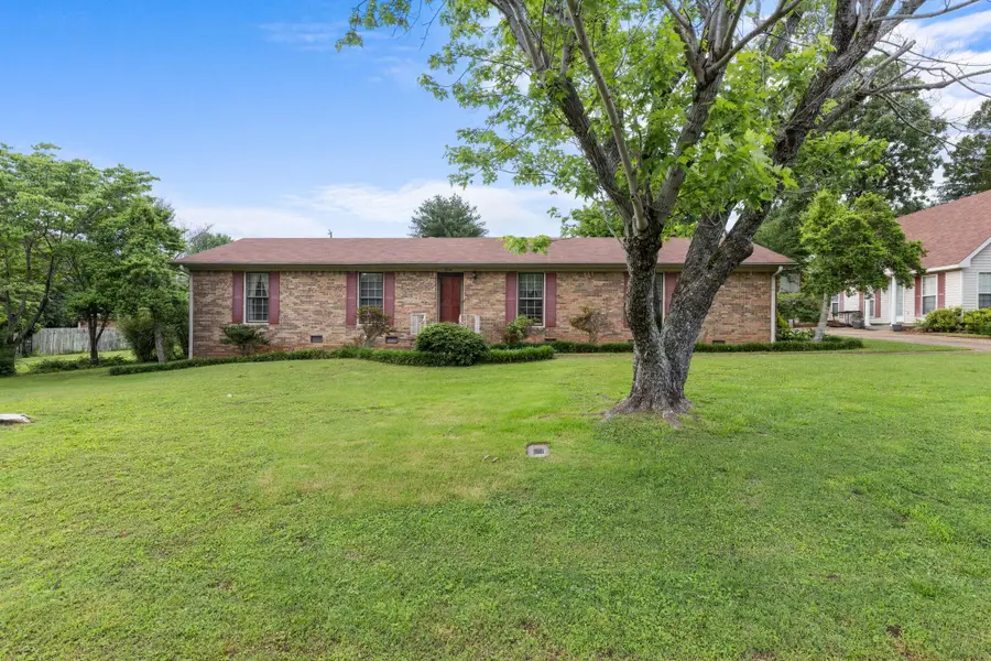 2016 Alpine Dr, Florence, AL 35630 - #2