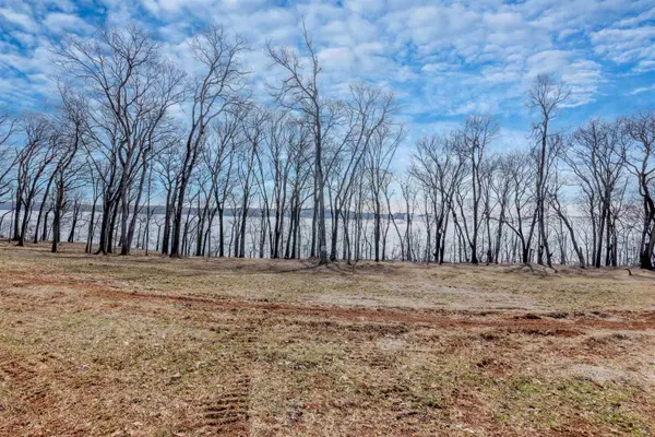 140 Highland Cove #lot 3, Florence, AL 35630