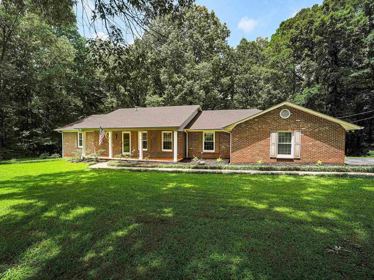 2217 Sycamore Ave, Russellville, AL 35653 - #1