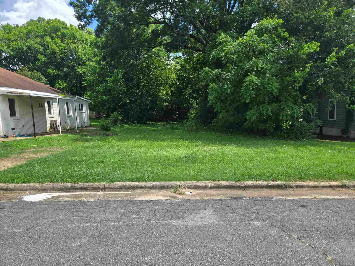 419 Campbell St, Florence, AL 35630 - Image #1