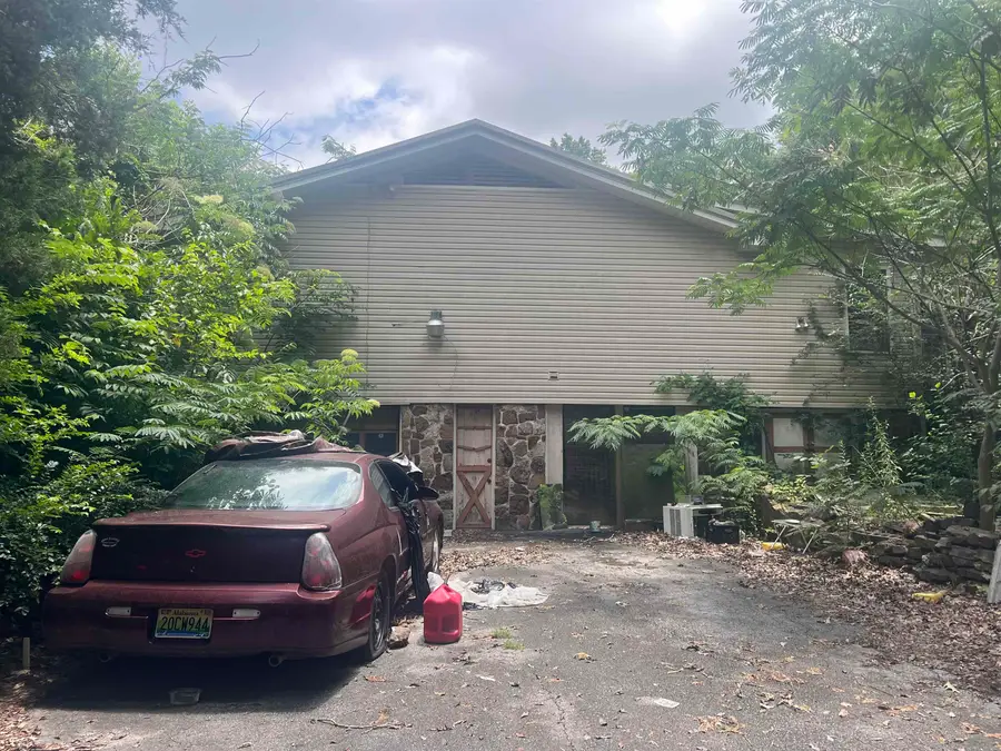 710 Carter Dr, Tuscumbia, AL 35674 - Image #2