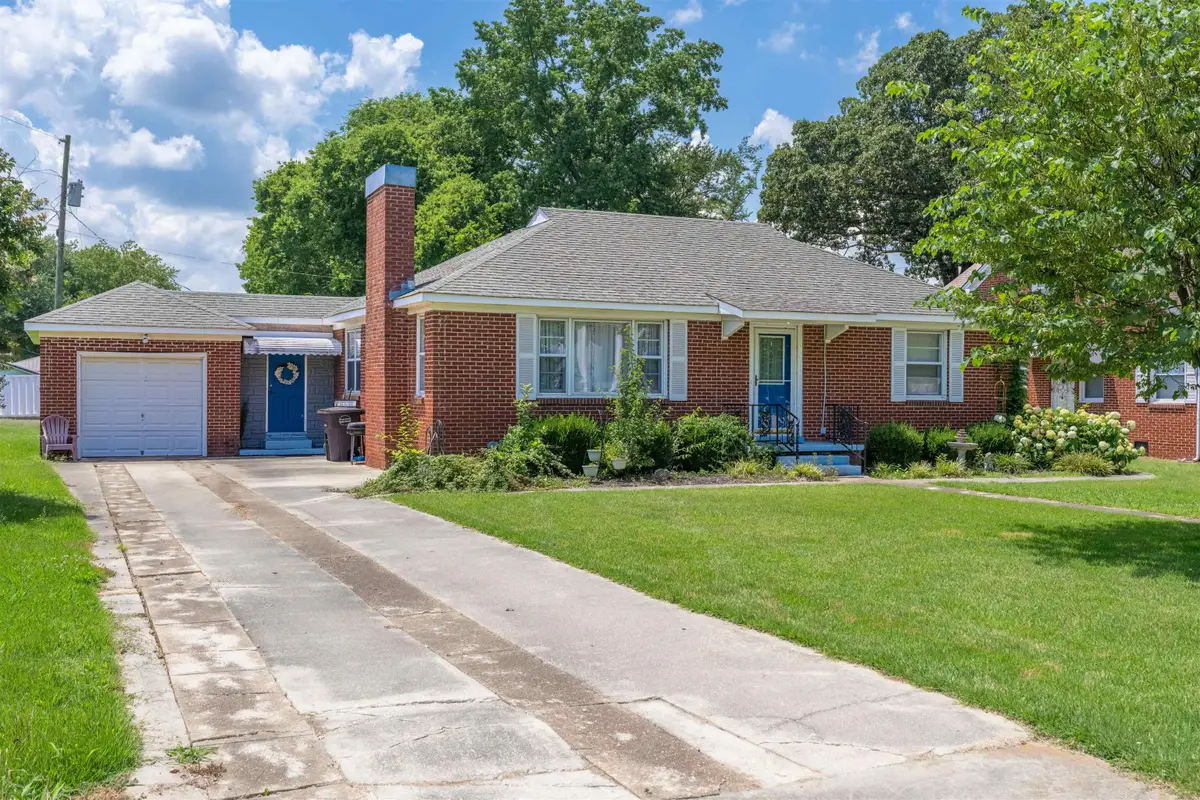 15761 Main St, Town Creek, AL 35672 - #1