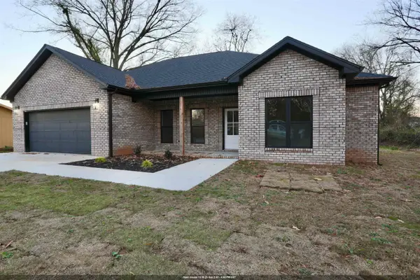 800 Glendale Ave, Muscle Shoals, AL 35661