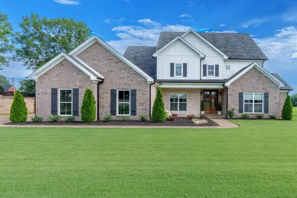 103 Barrington Ct, Muscle Shoals, AL 35661