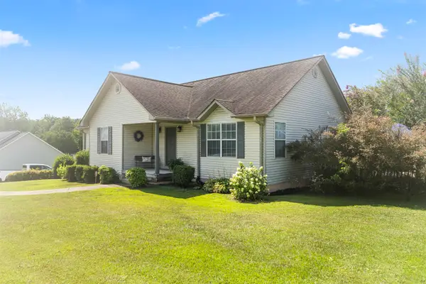 210 Mayfair Ln, Cullman, AL 35057