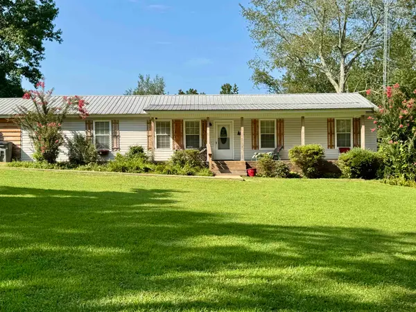 1511 Co Rd 74, Florence, AL 35633