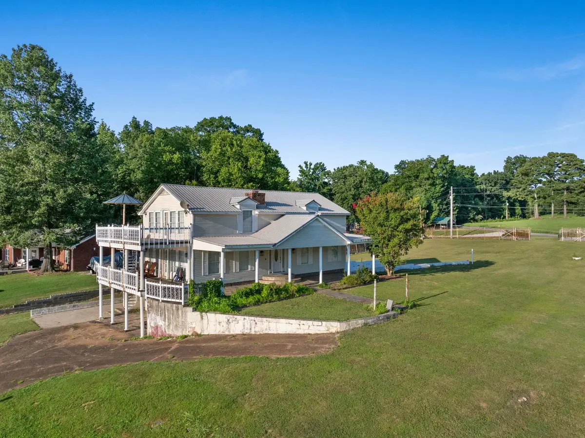 336 S Dabney Ln, Rogersville, AL 35652 - Image #1