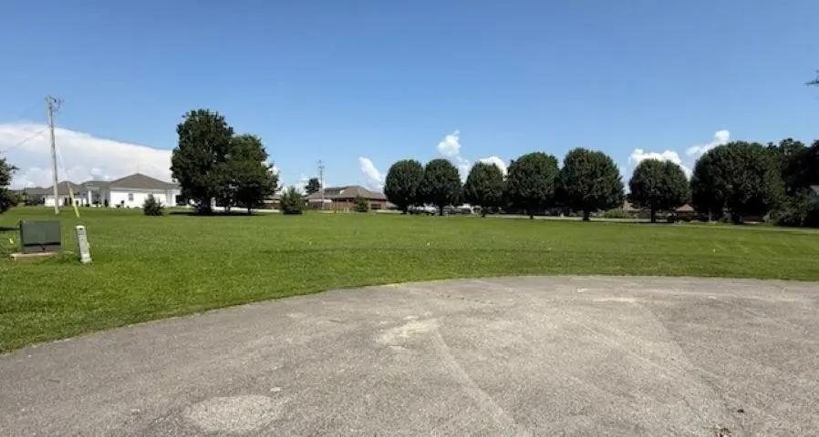 153 Pointe Dr, Killen, AL 35645 - Image #1