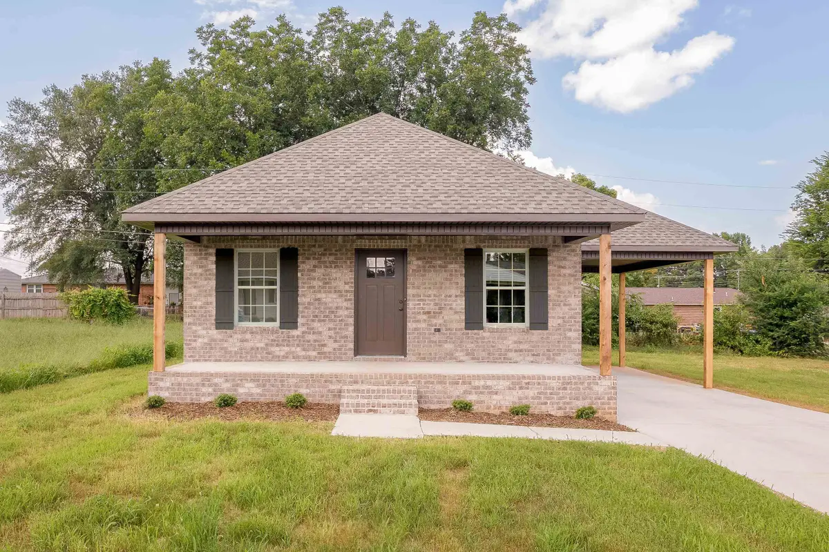 215 W Grand Ave, Muscle Shoals, AL 35661 - Image #1