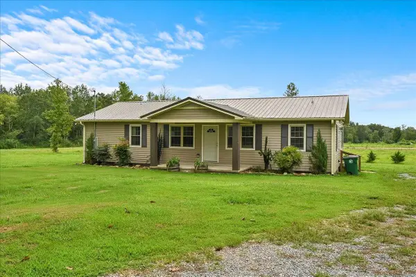627 Fairview Rd, Baileyton, AL 35019
