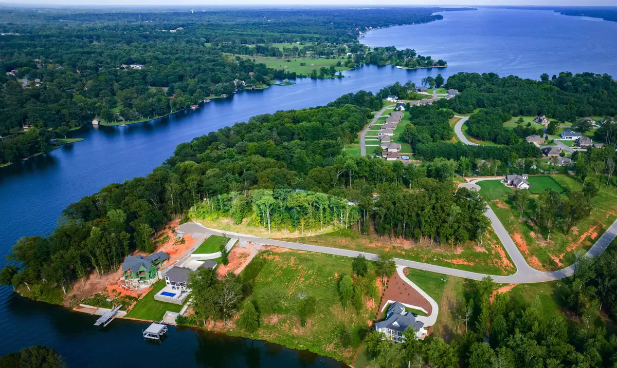 844 Bridgewater Dr, Florence, AL 35634 - Image #1