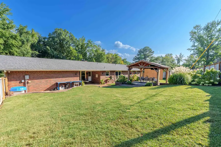 203 Cedar Ln, Killen, AL 35645 - #2