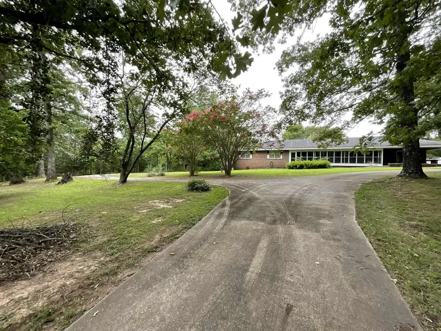 2490 Cotton Gin Rd, Russellville, AL 35653 - Image #2